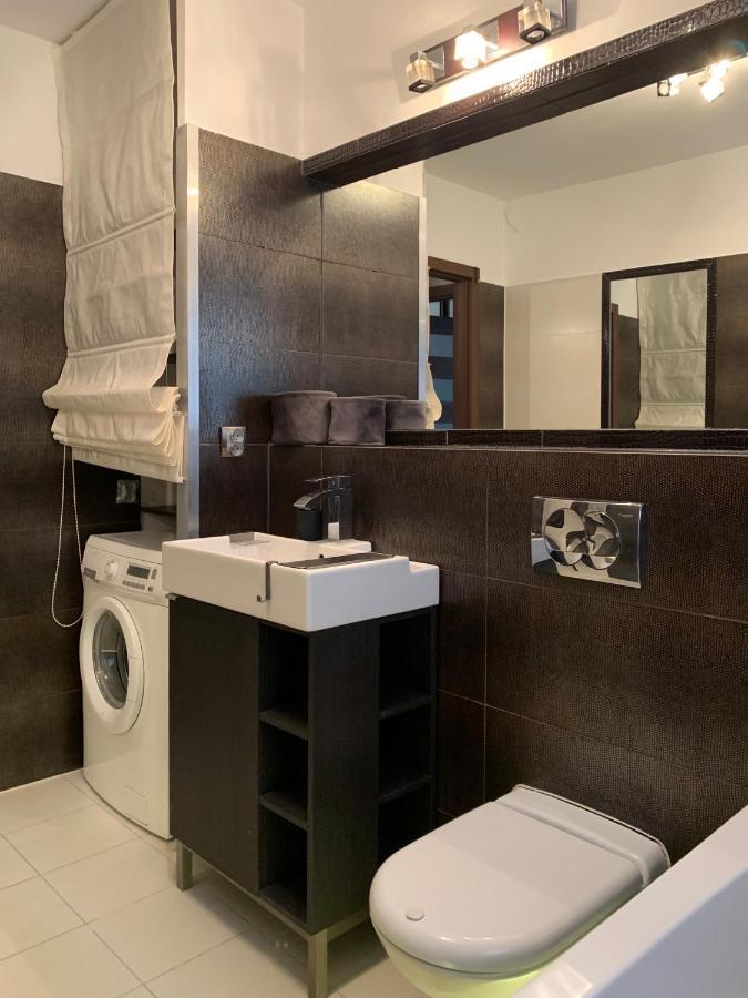 Uroczy Apartament W Centrum Miasta Szczecin Exterior foto